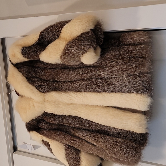 Authentic Vintage Fox Fur Jacker Coat Medium Dual Color Brown White - Picture 4 of 16